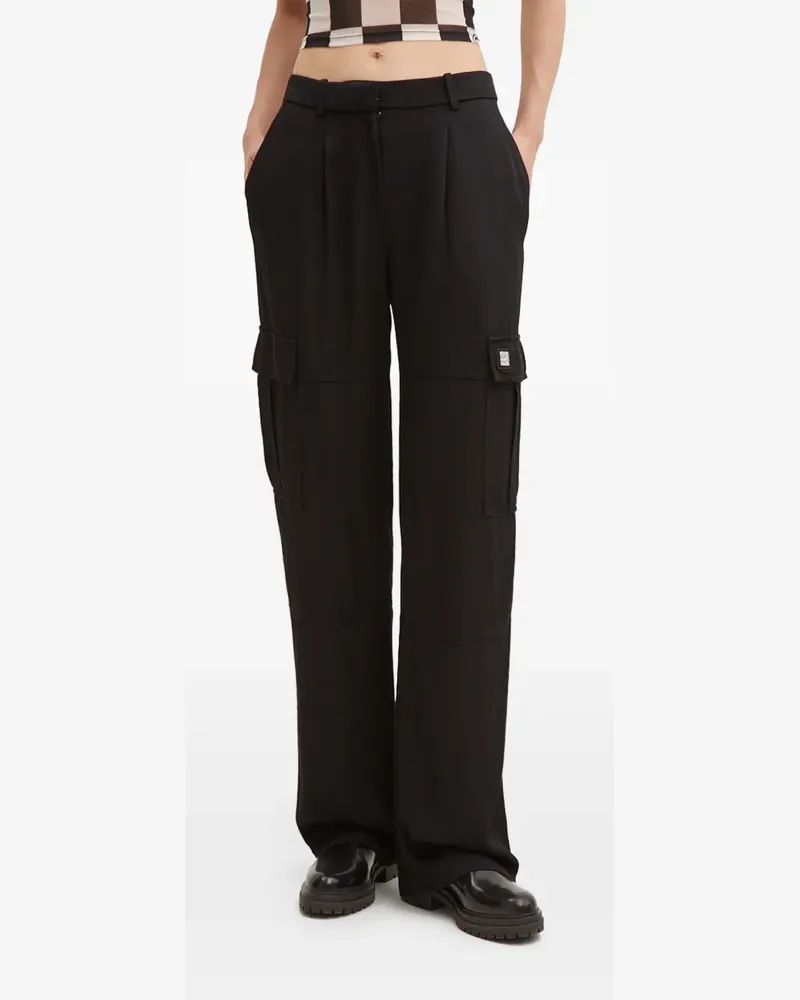 HUGO BOSS logo-appliqué cargo pants - Schwarz Schwarz