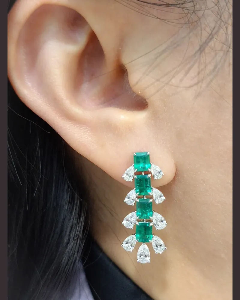 HYT Jewelry Hängeohrringe mit Diamanten und Smaragden - Silber Silber