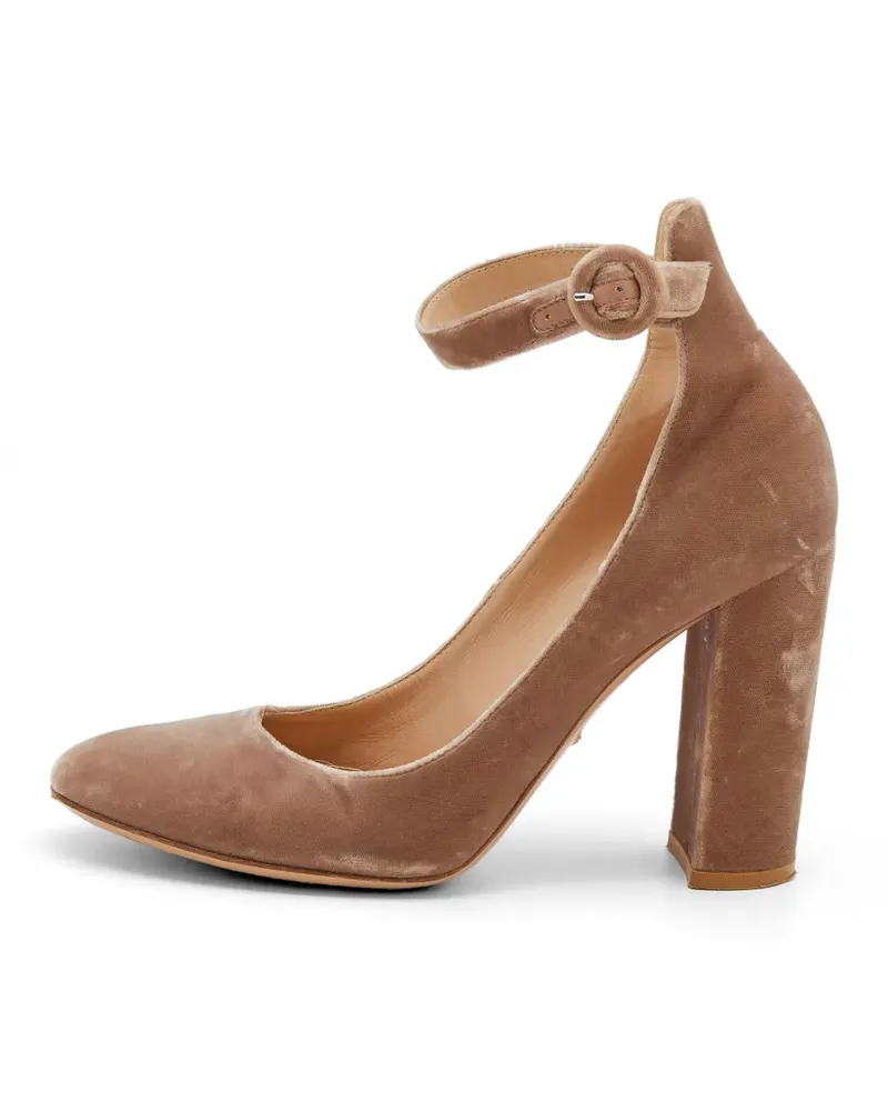 Gianvito Rossi Tabi-Pumps mit Knöchelriemen - Nude Nude