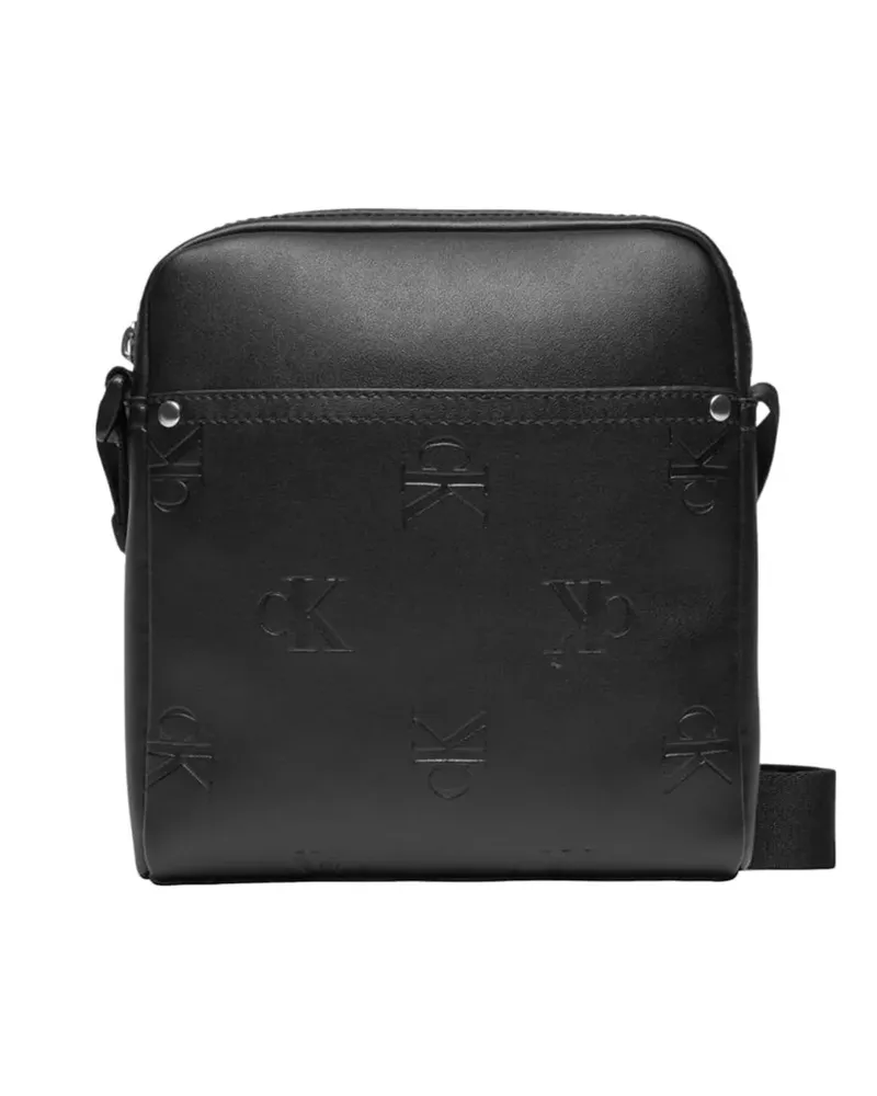 Calvin Klein debossed logo messenger bag - Schwarz Schwarz