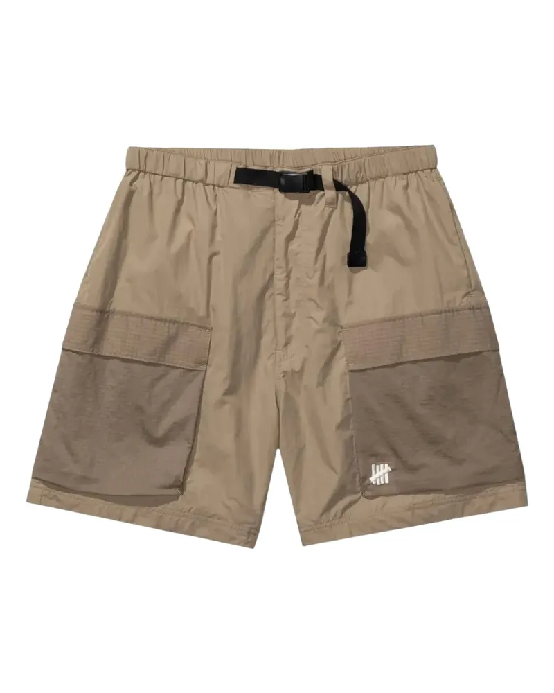 Undefeated colour-block cargo shorts - Nude Nude