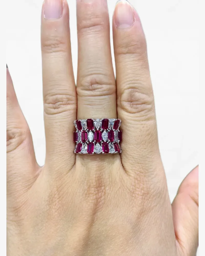 HYT Jewelry Ring mit Rubin und Diamanten - Silber Silber