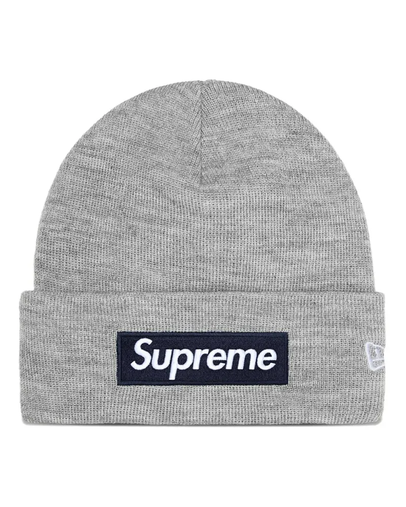 Supreme Being x New Era® Box Beanie mit Logo - Grau Grau
