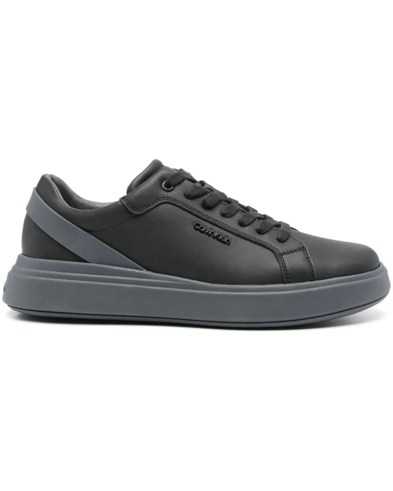 Calvin Klein Sneakers mit Logo-Schild - Schwarz Schwarz