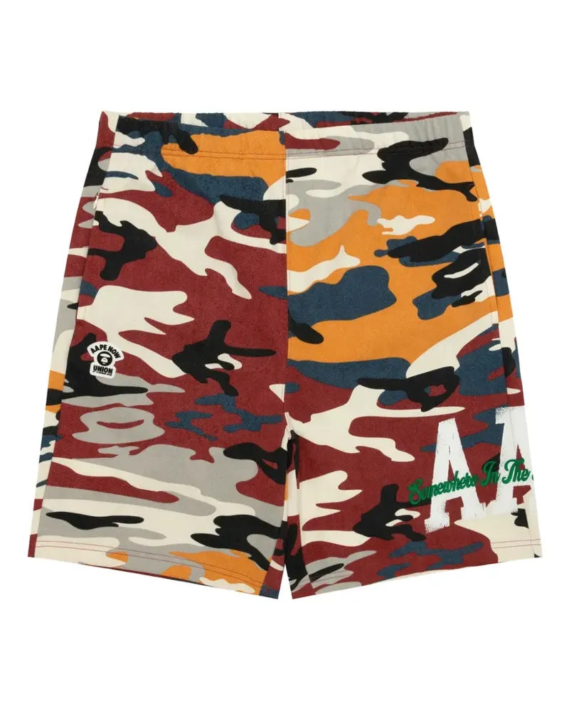 BAPE Shorts mit Camouflage-Print - Rot Rot