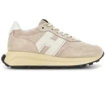 H641 Sneakers