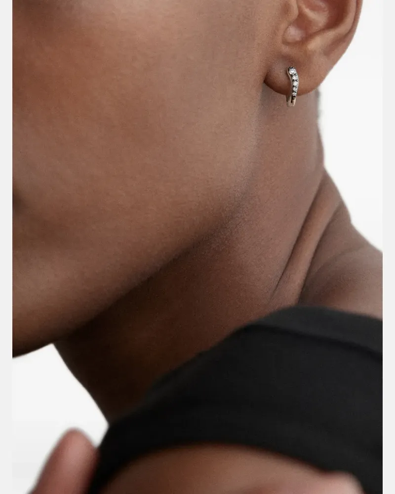 Monica Vinader Riva pavé diamond huggie earrings - Silber Silber