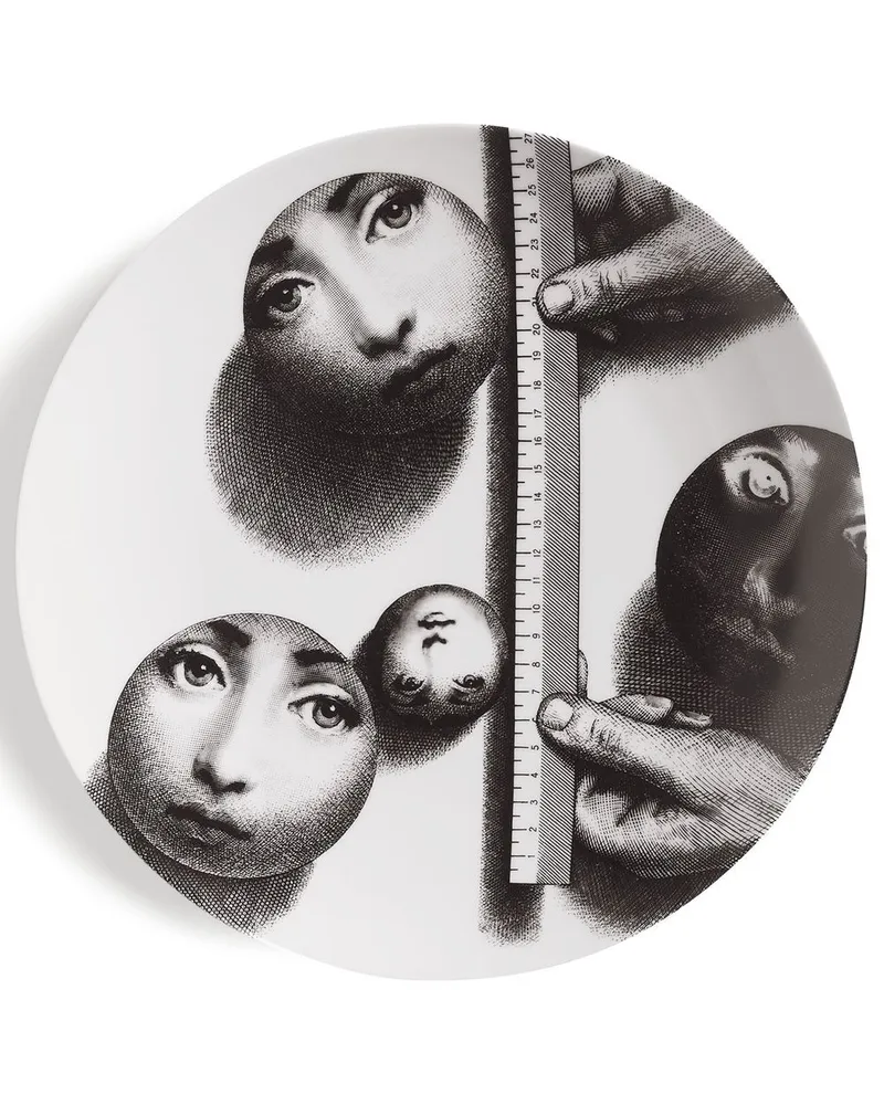 Fornasetti Tema e Variazioni n.173 Wandteller Weiß