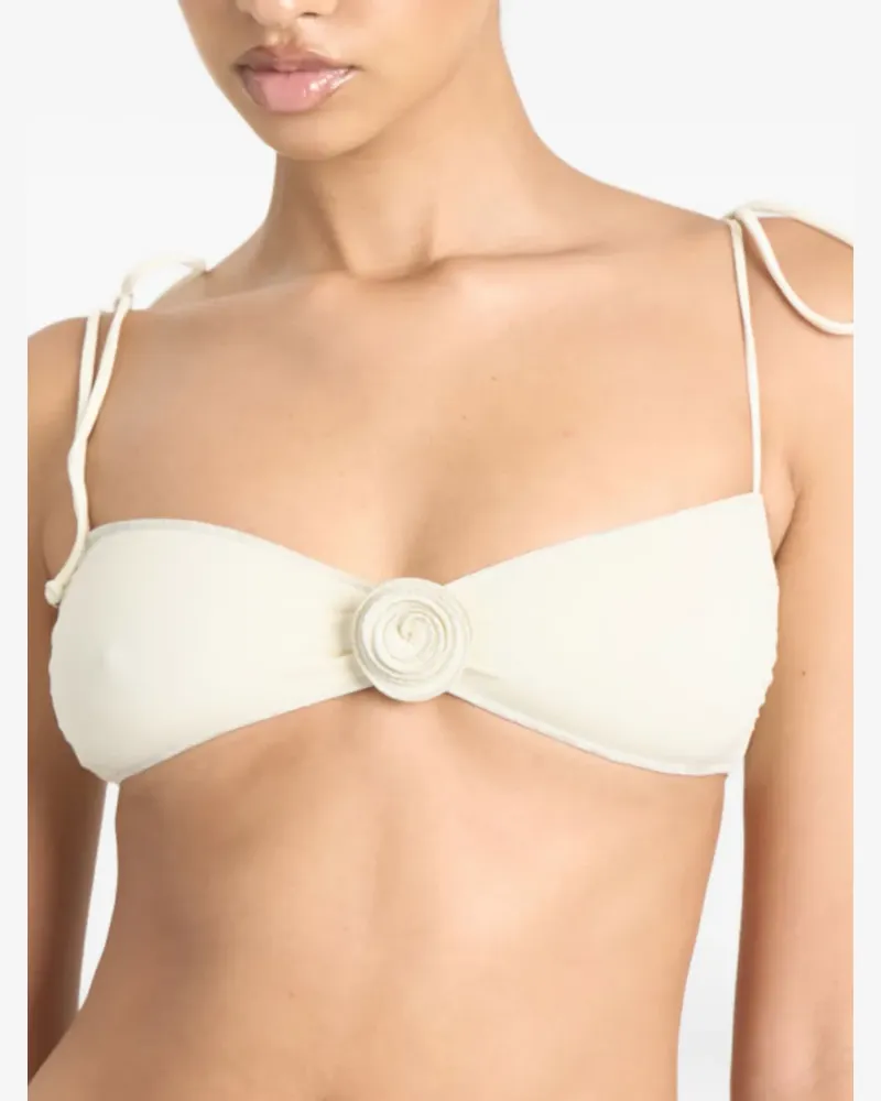 La Reveche Bandeau-Bikinioberteil mit Rosendetail - Nude Nude