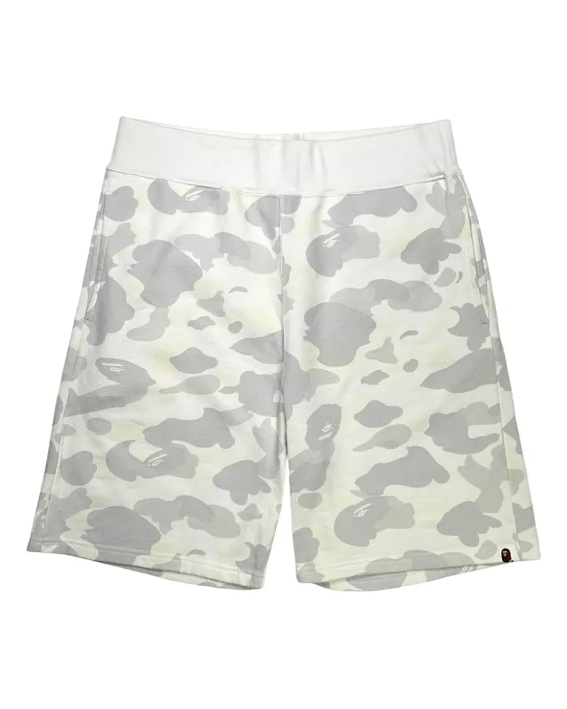 BAPE glow-in-the-dark camo-print shorts - Weiß Weiß