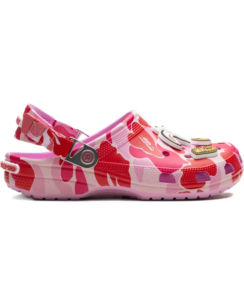 BAPE x Crocs Classic "Carnation" Clogs - Rosa Rosa