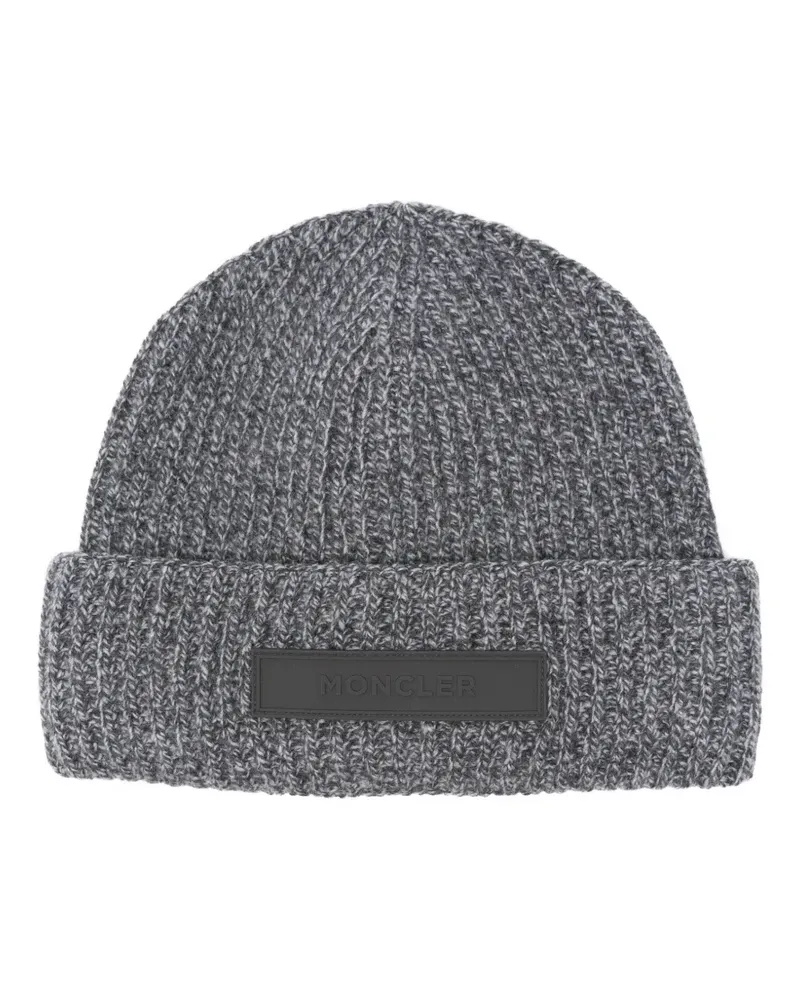 Moncler Gerippte Beanie mit Logo-Schild - Grau Grau
