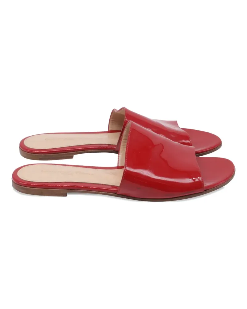 Gianvito Rossi capri patent leather slides - Rot Rot