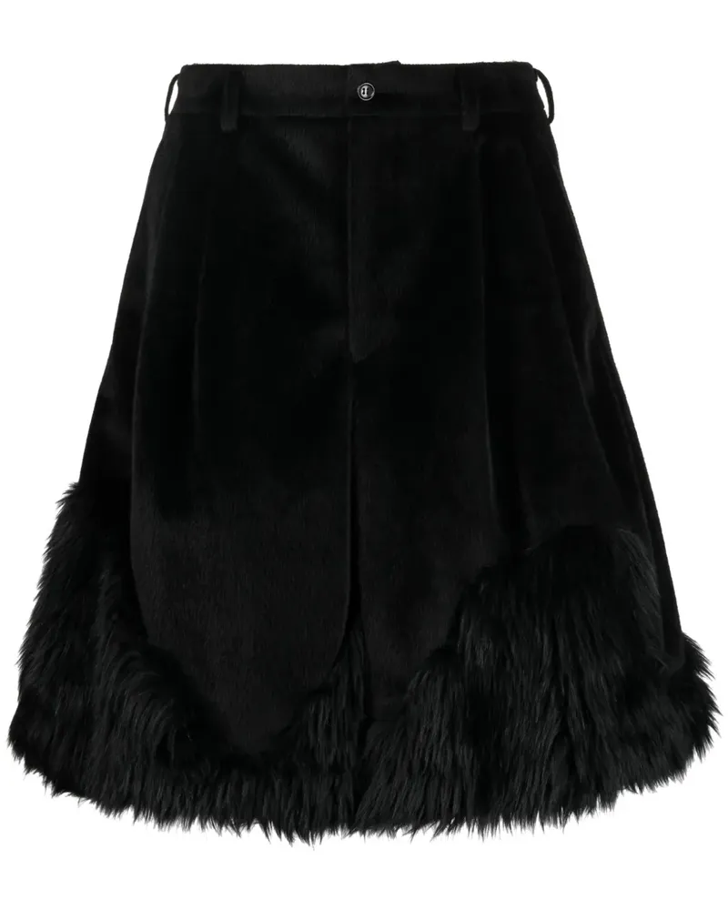 Comme des Garçons Bundfaltenshorts mit Faux Fur - Schwarz Schwarz