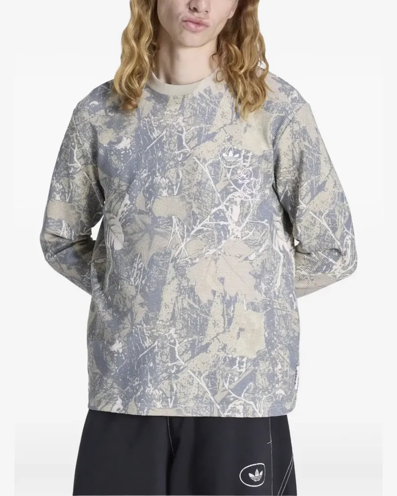 adidas T-Shirt mit Print - Grau Grau