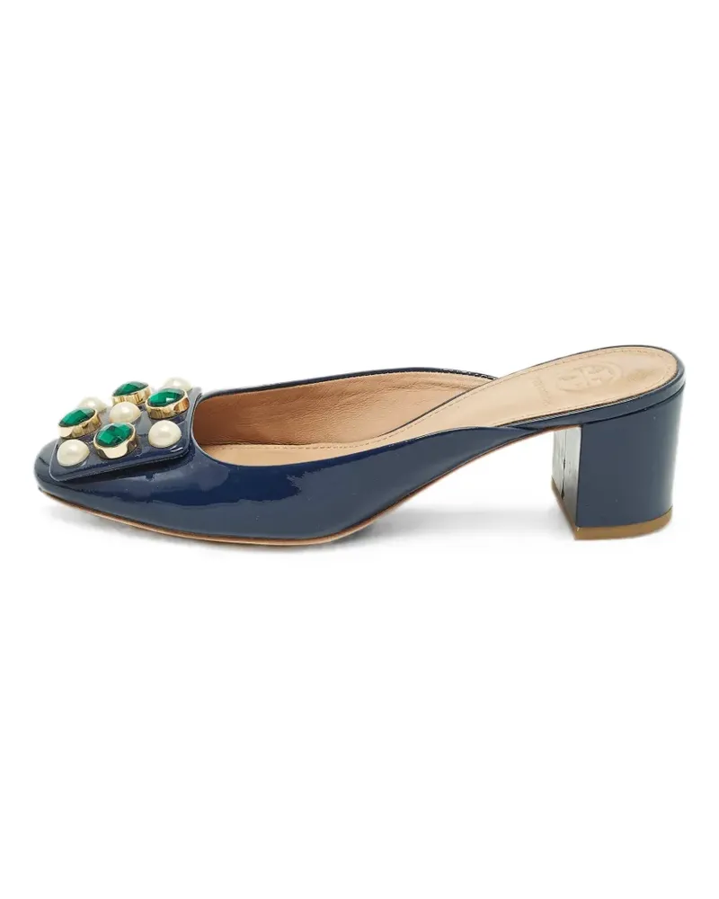 Tory Burch crystal-embellished patent leather mules - Blau Blau