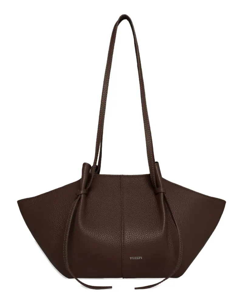 YUZEFI Mochi Schultertasche aus gekörntem Leder - Braun Braun