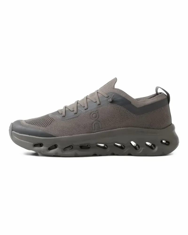 ON x Zendaya x Law Roach Cloudtilt Mo sneakers - Grau Grau