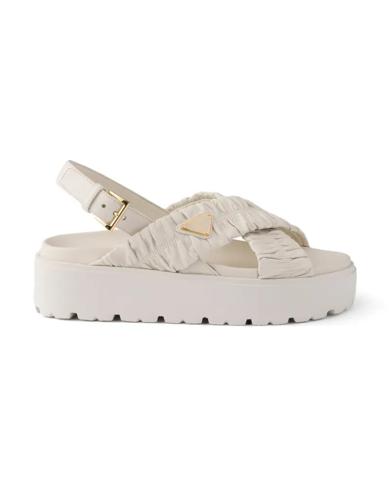 Prada Flache Matelassé-Sandalen - Nude Nude