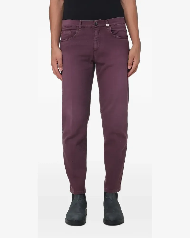 MYTHS logo-patch straight-leg trousers - Rot Rot