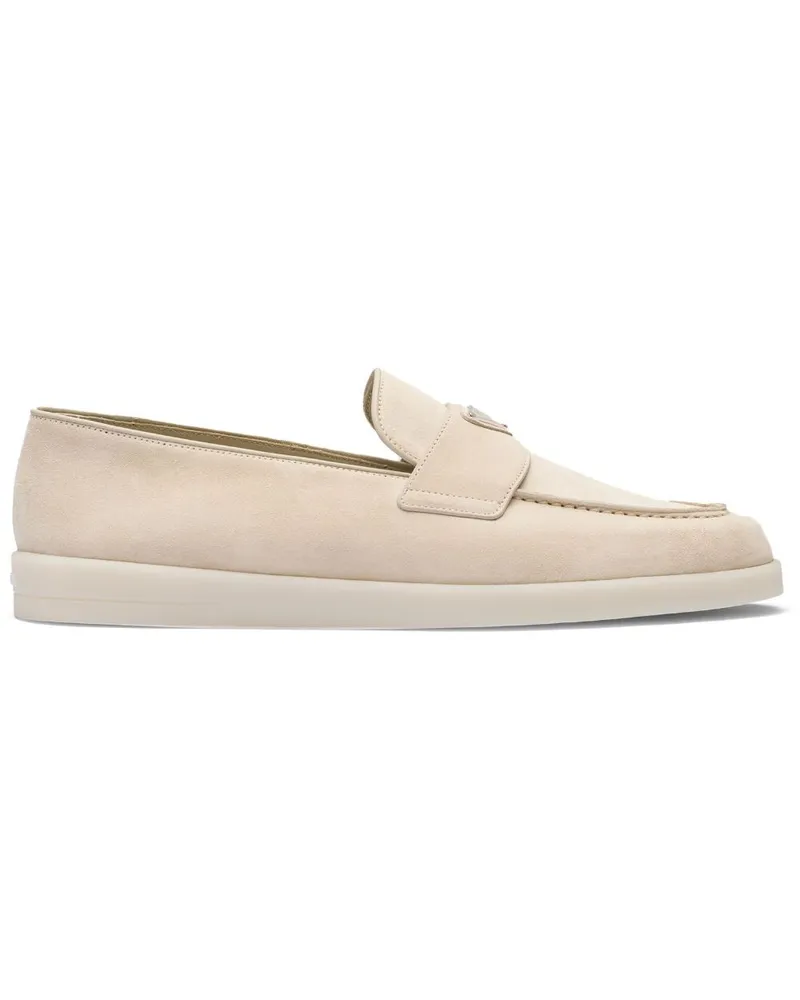 Prada Wildlederloafer mit Logo-Schild - Nude Nude
