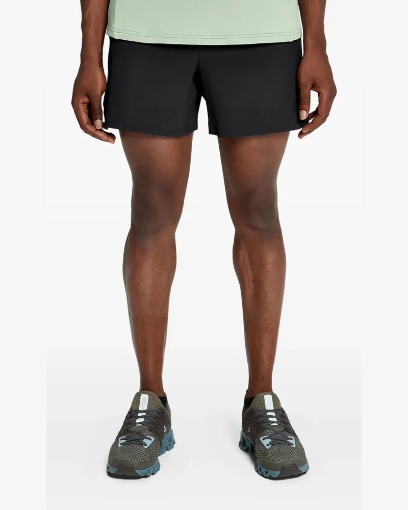 ON Essential logo-detail side-split shorts - Schwarz Schwarz