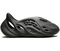 Yeezy Foam Runner Carbon Sandalen - Schwarz