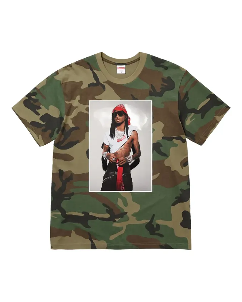 Supreme Being Stadium Playboi Carti "Camo" T-shirt - Grün Grün
