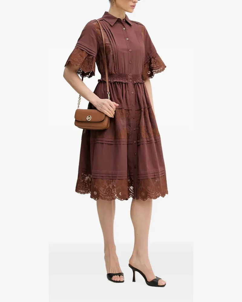 Silvian Heach Faltenkleid mit Spitzeneinsätzen - Braun Braun
