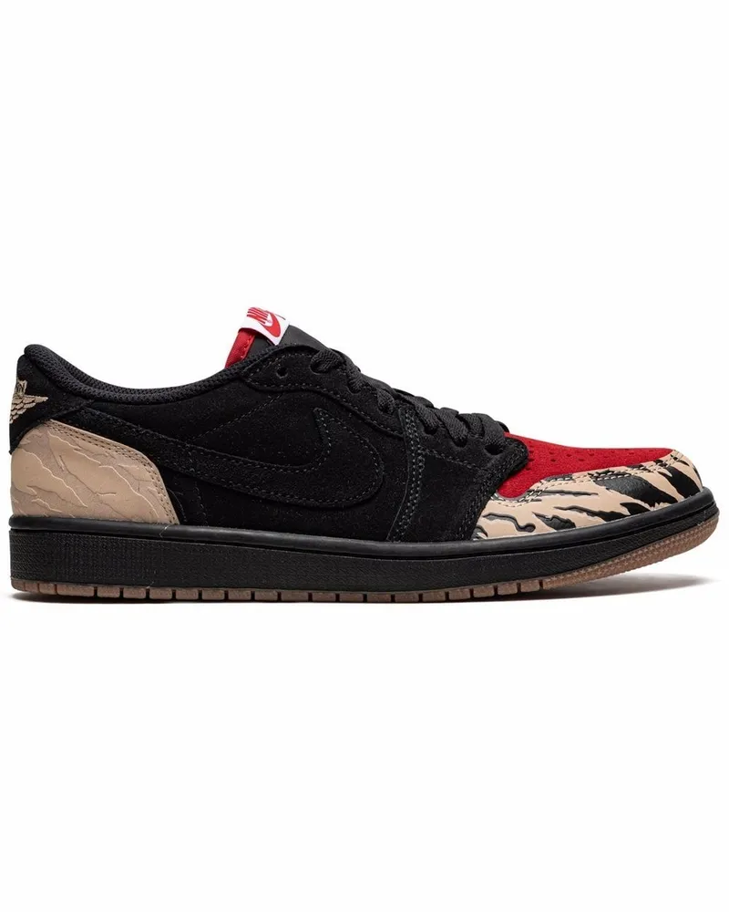 Jordan x Solefly Air  1 Low Carnivore Sneakers - Schwarz Schwarz