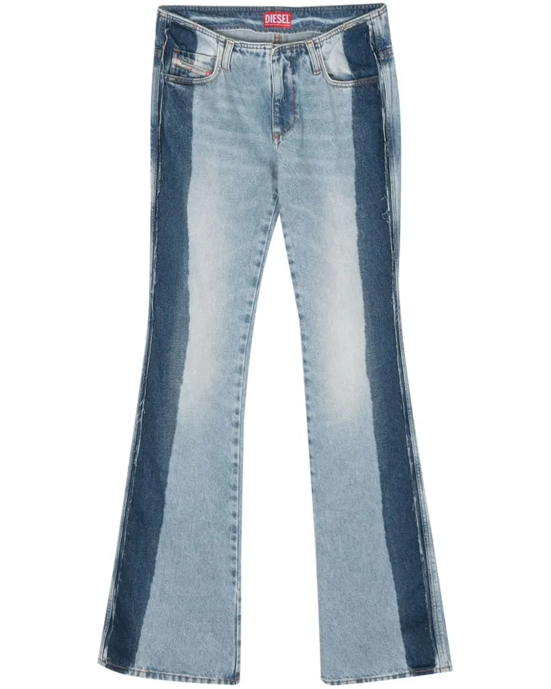 Diesel Tief sitzende D-Dale Bootcut-Jeans - Blau Blau