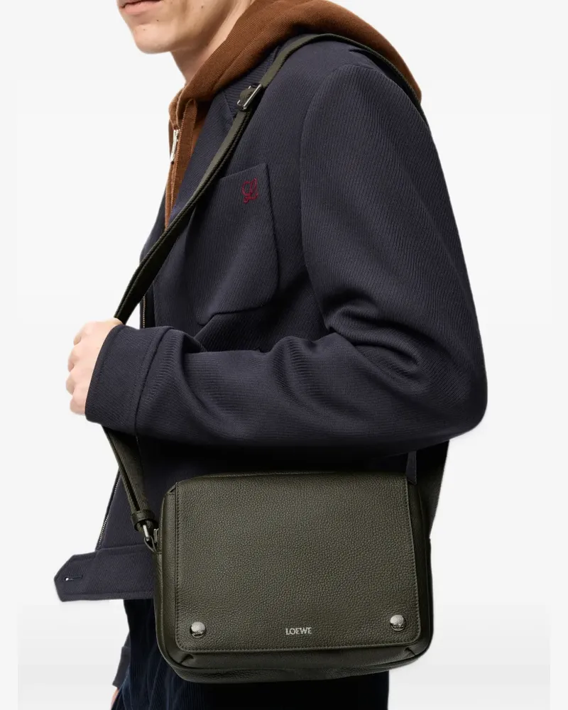 Loewe Mittelgroße Pebble Kuriertasche mit Logo-Band - Grün Grün