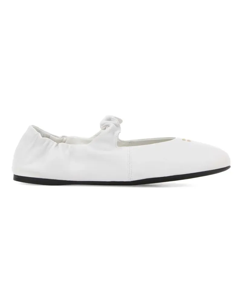Miu Miu logo-print elasticated ballet flats - Weiß Weiß