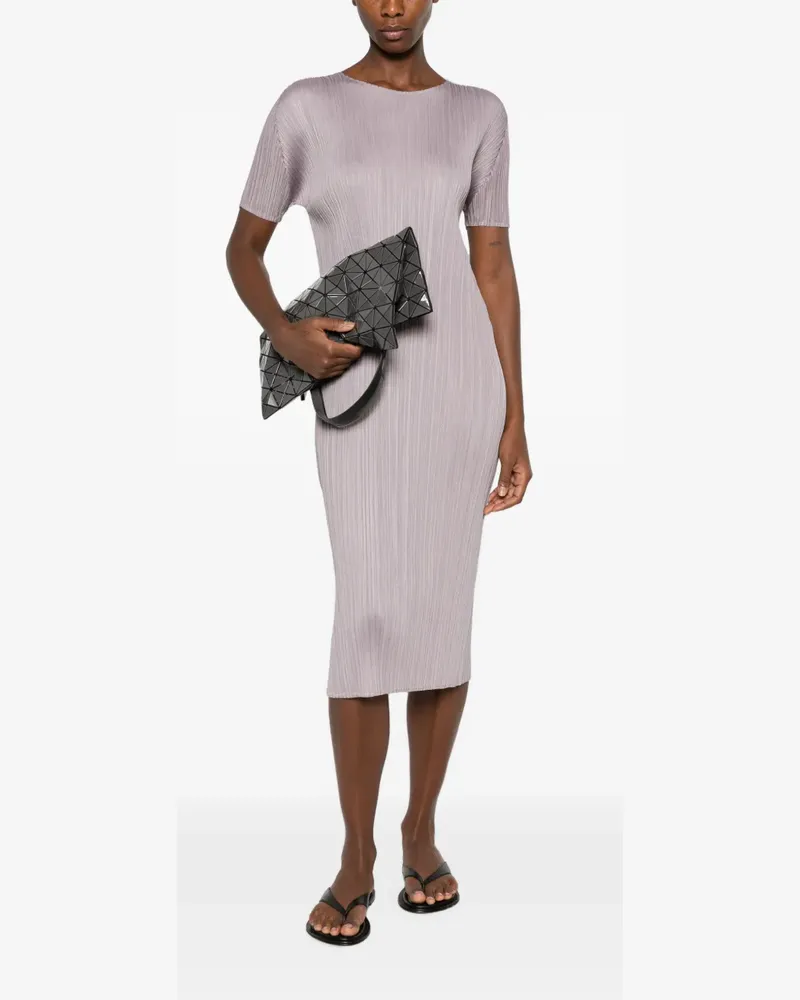 Issey Miyake pleated short-sleeve midi dress - Violett Violett