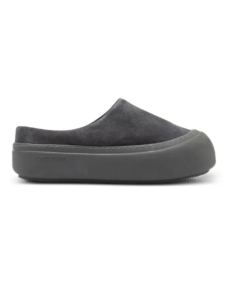 YUME YUME Goofy suede mules - Grau Grau