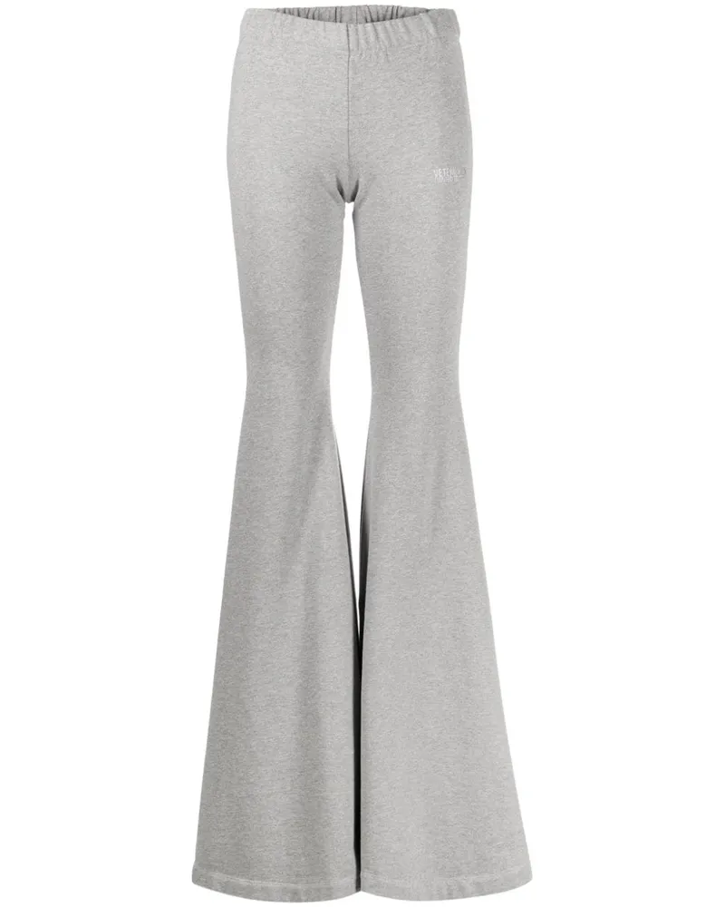 VETEMENTS Ausgestellte Leggings mit Logo-Print - Grau Grau