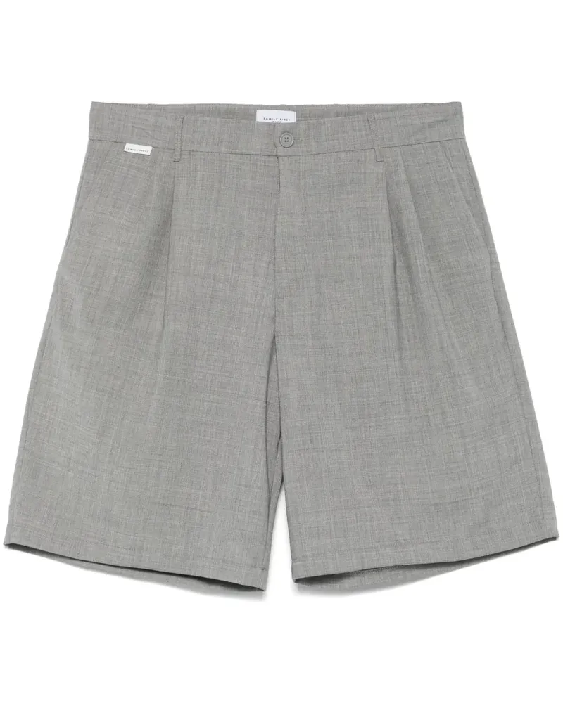 Family First New Shorts - Grau Grau