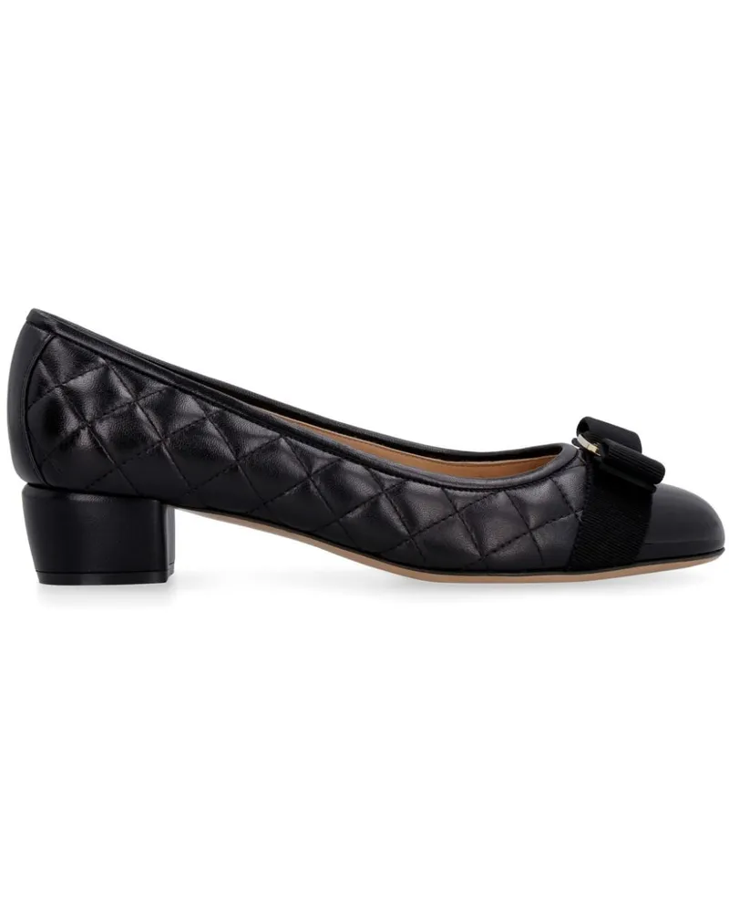 Ferragamo Ornament Vara Pumps 40mm - Schwarz Schwarz