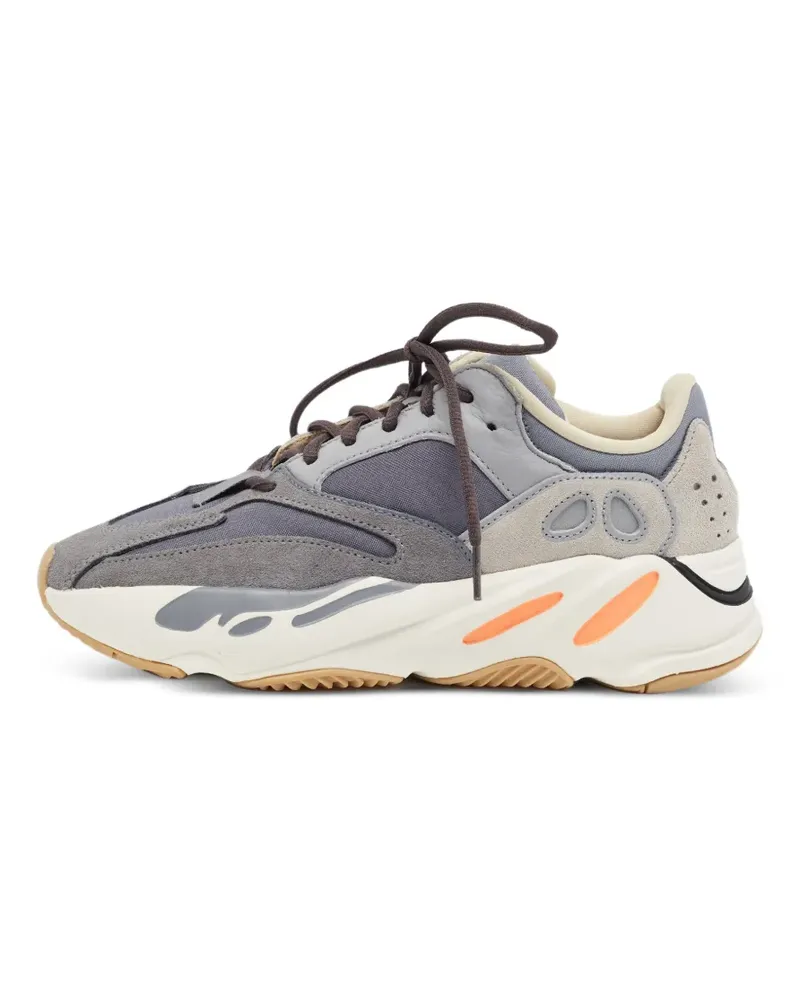 adidas Boost 700 lace-up sneakers - Grau Grau