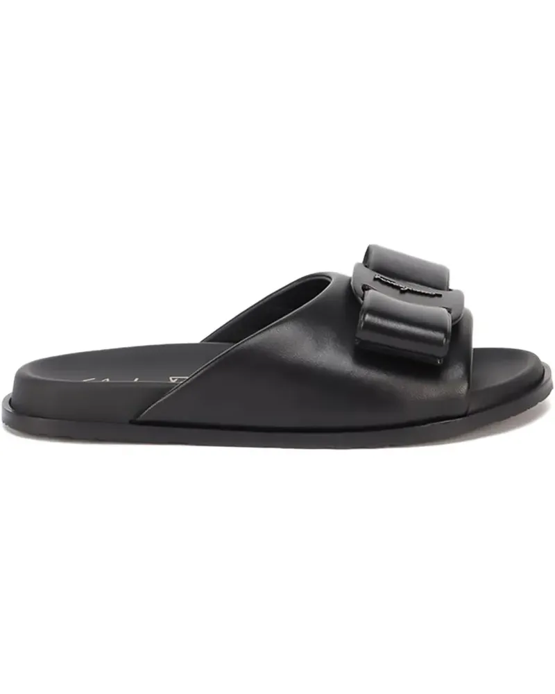 Ferragamo Flache Sandalen mit Vara-Schleife - Schwarz Schwarz