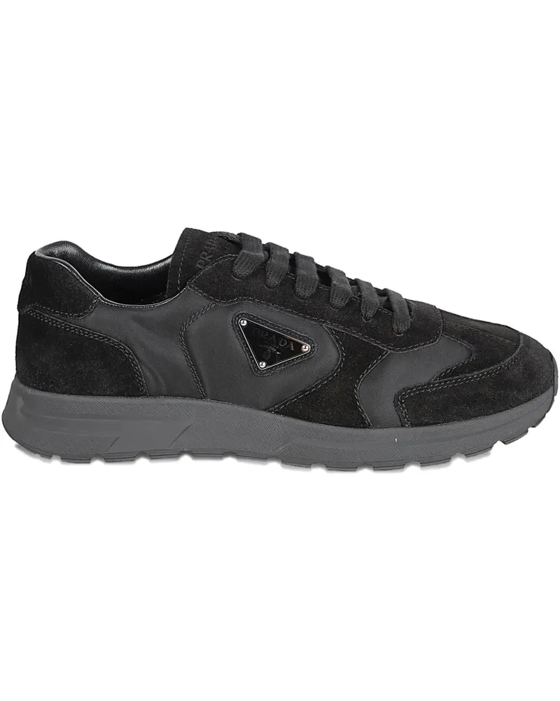 Prada panelled triangle logo sneakers - Schwarz Schwarz