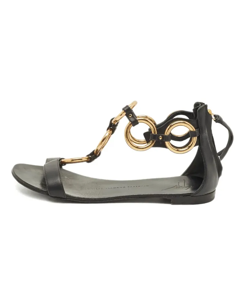 Giuseppe Zanotti ring detail t-strap sandals - Schwarz Schwarz