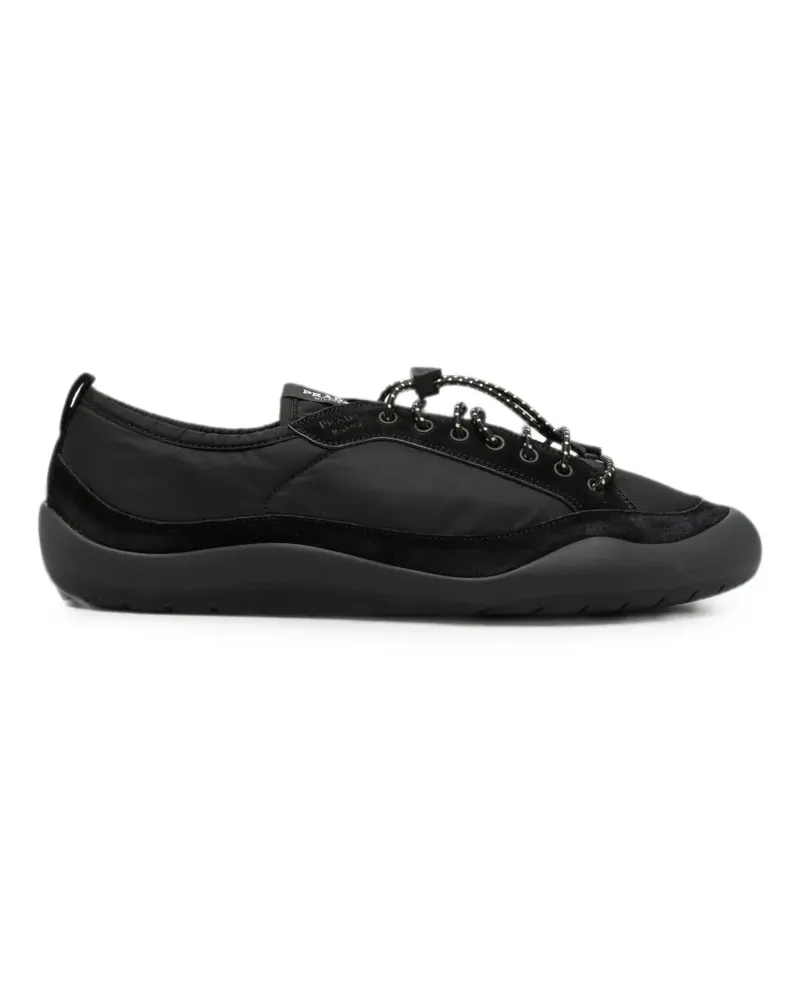 Prada Sneakers mit Knebelverschluss und Logo-Patch - Schwarz Schwarz