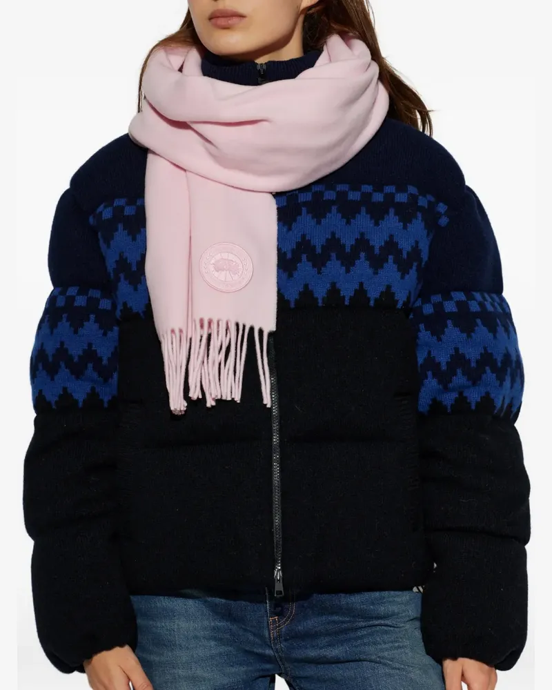 Canada Goose fringed logo-patch scarf - Rosa Rosa