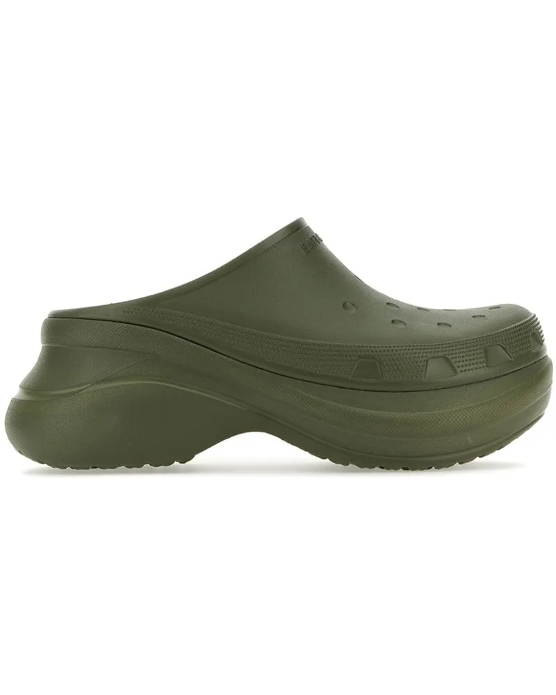 Balenciaga x Crocs Clogs mit Logo Grün