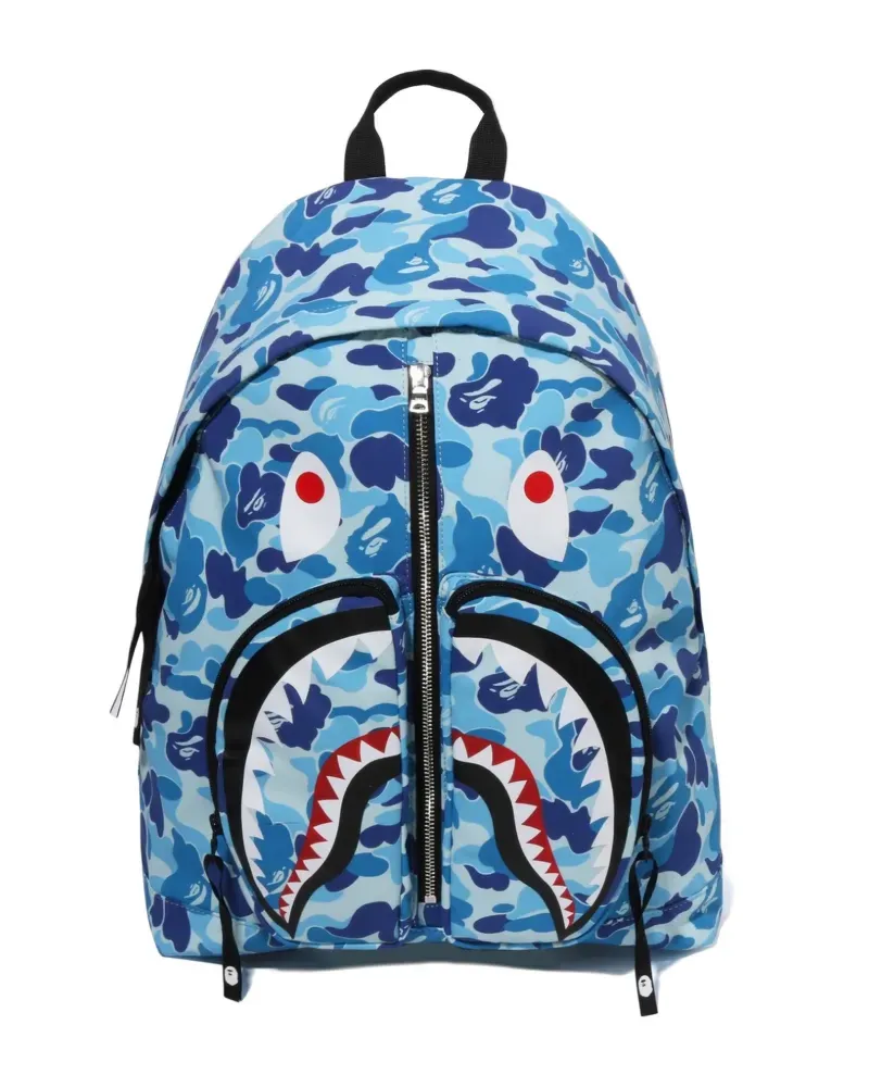 BAPE shark-motif camouflage-print backpack - Blau Blau