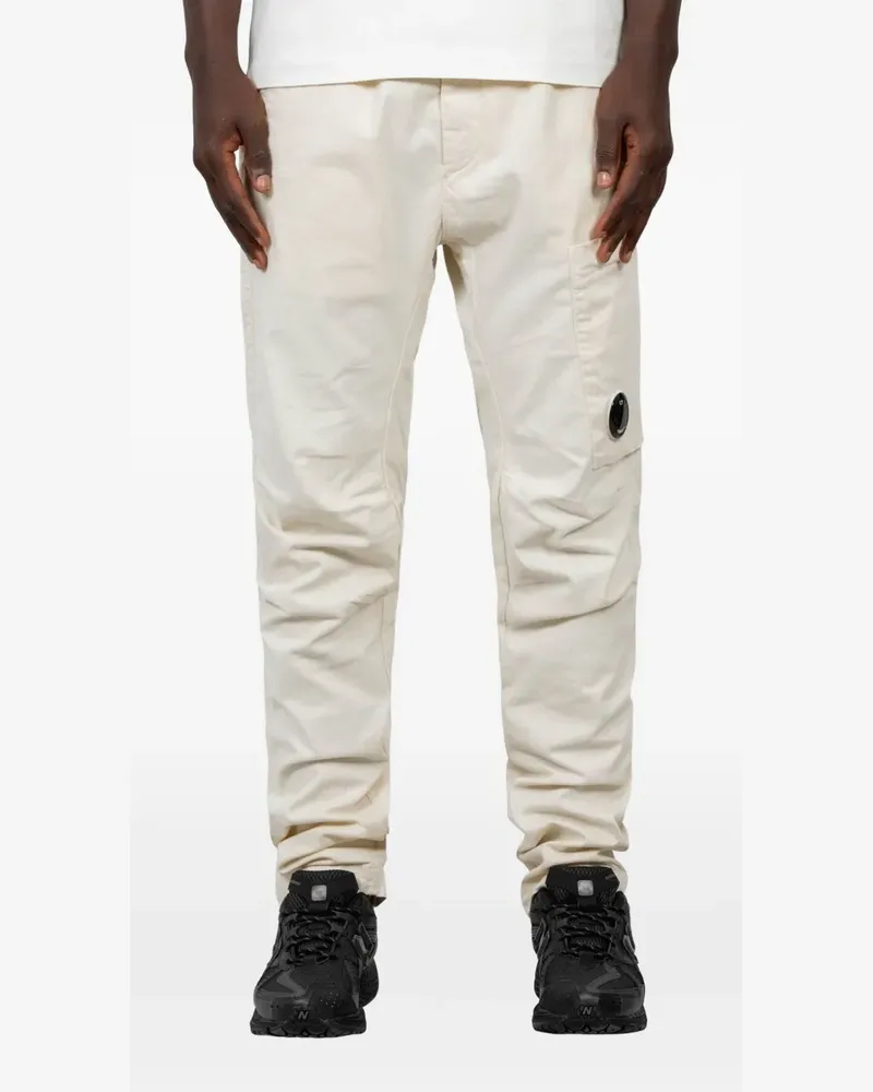 C.P. Company lens-detail cargo pants - Nude Nude