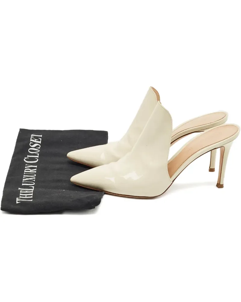 Gianvito Rossi Aramis leather pointed mules - Nude Nude