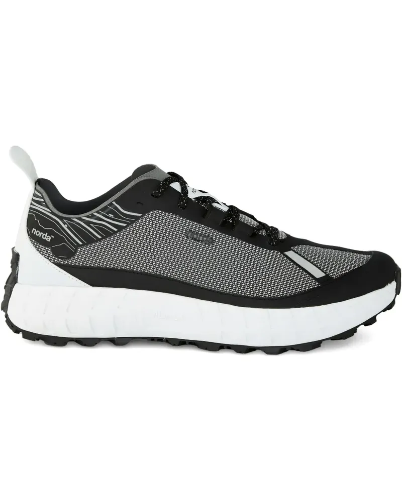 Norda 001 "Black" Sneakers - Schwarz Schwarz