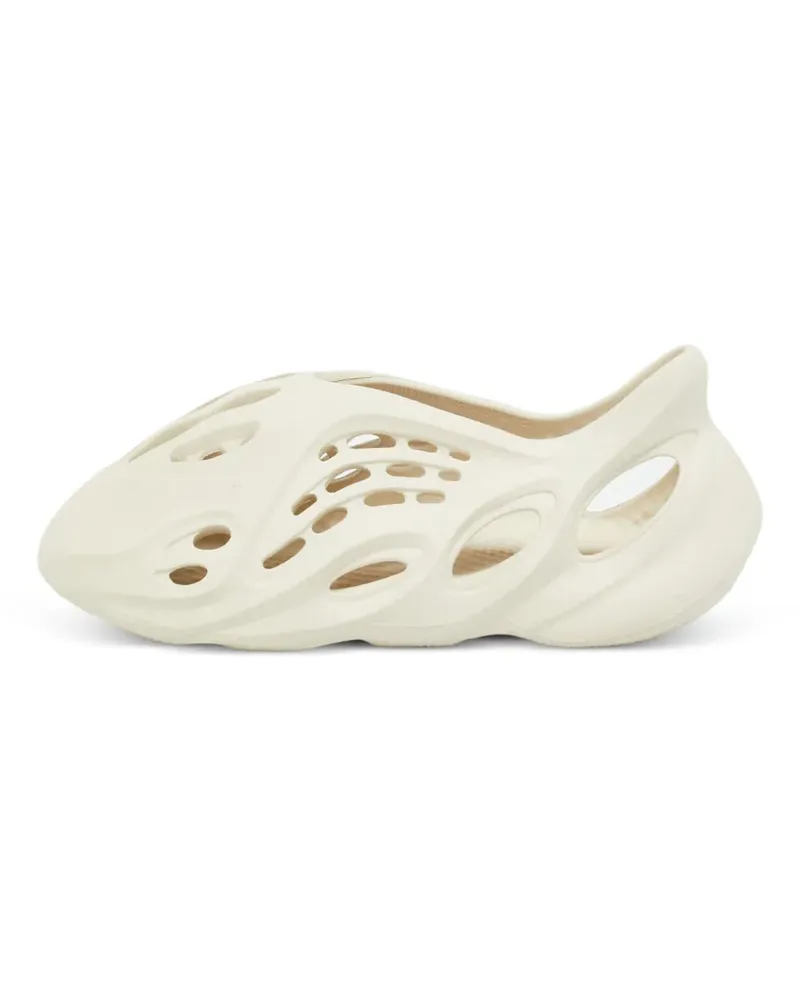 adidas Foam RNR slip-on sneakers - Nude Nude